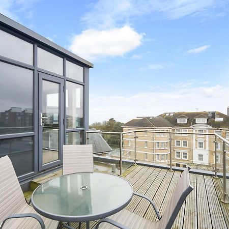 شقة Westcliff Penthouse With Sea Views And Balcony بورنماوث المظهر الخارجي الصورة